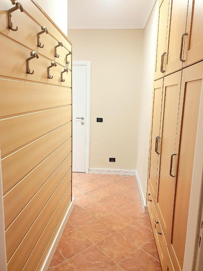 Centerscape - Studio By Dion Apartment Tirana Exterior foto